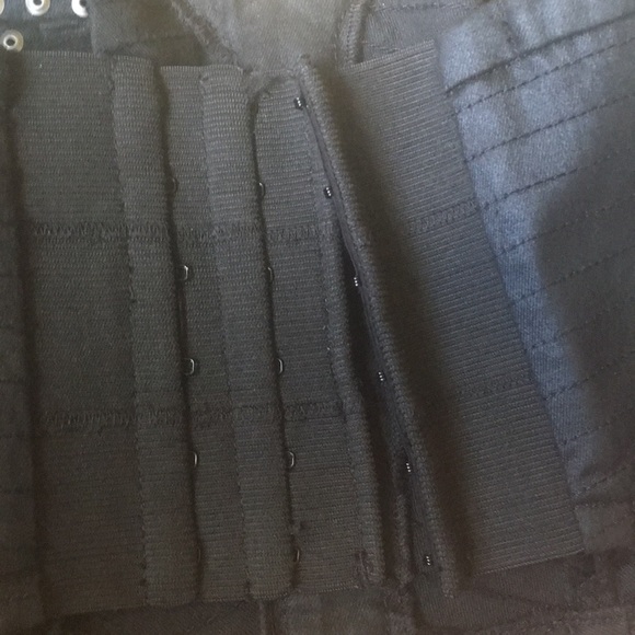 Guess Crop Bustier Style Top - Picture 4 of 5